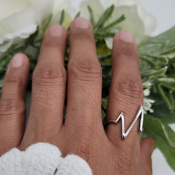 ❤️ HEARTBEAT RING - Picture 5 of 9
